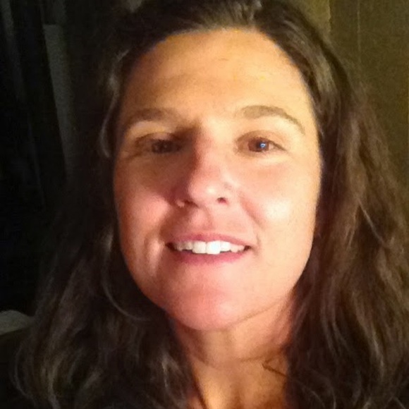 Meet your Posher, Candice - Picture 1 of 1